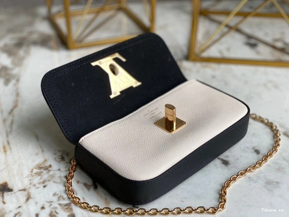 Affordable Vuitton Lockme Louis pouch 0823